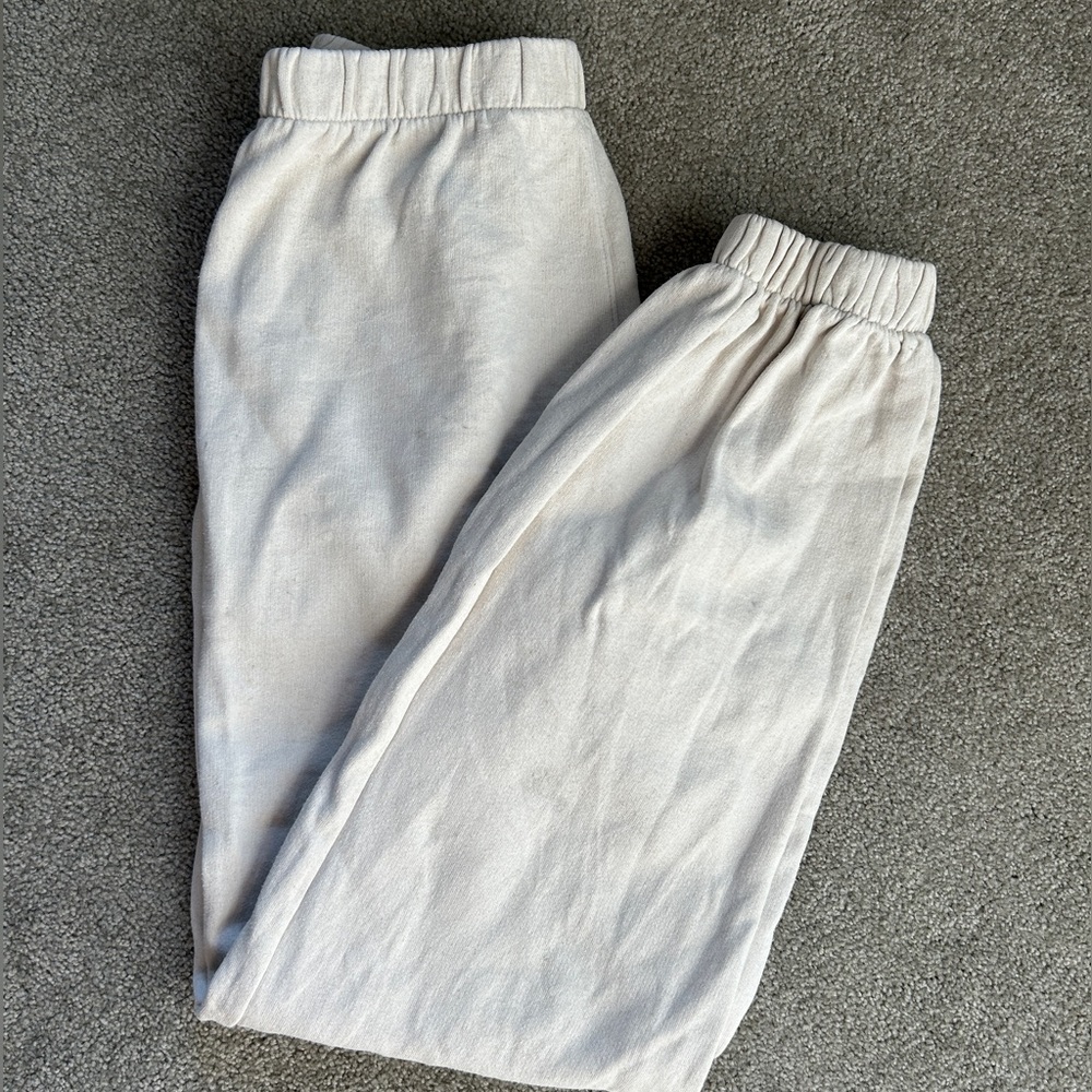Brandy Melville Rosa Sweatpants